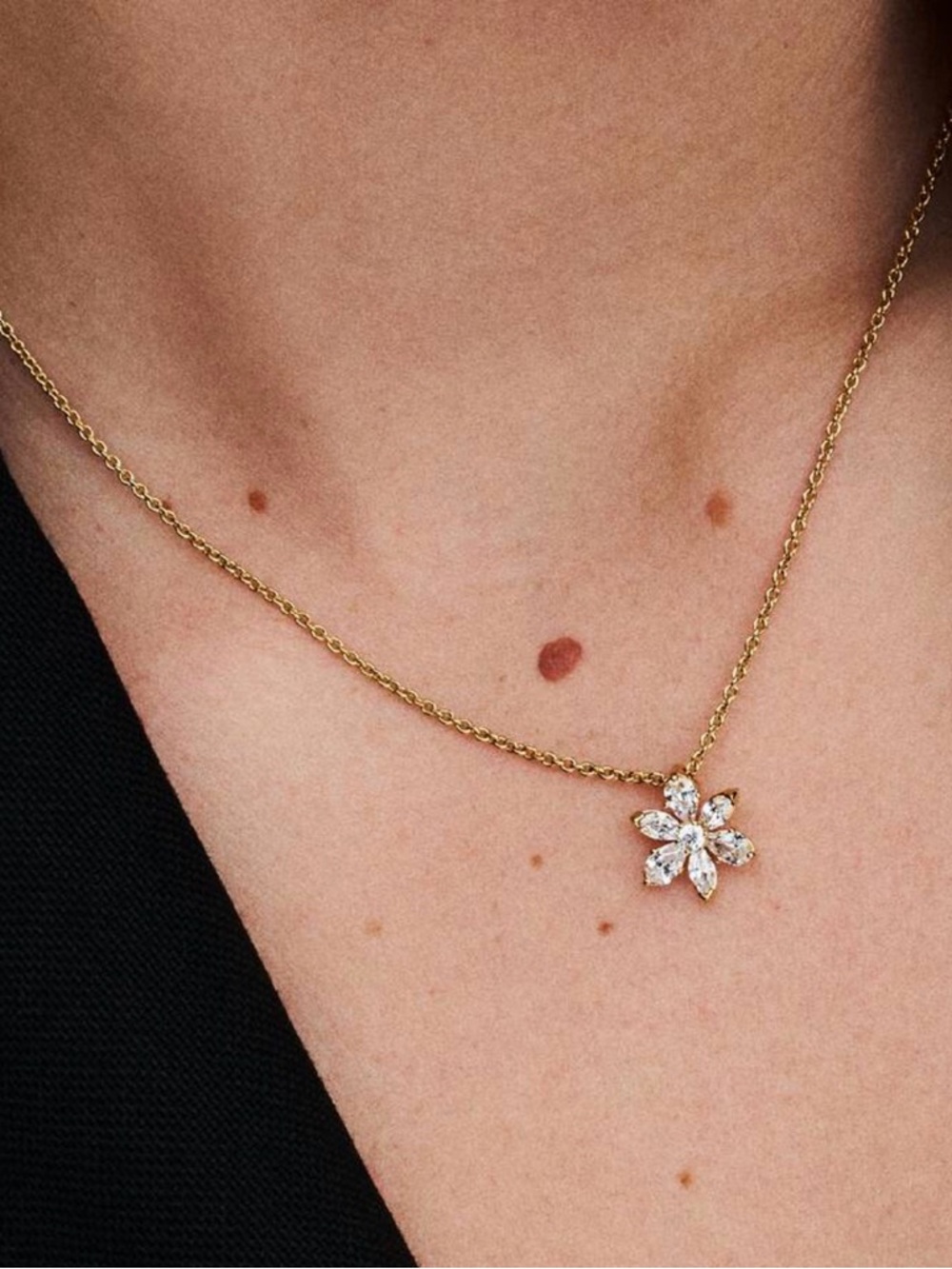 Pandora Gold Floral Crystal Pendant Necklace